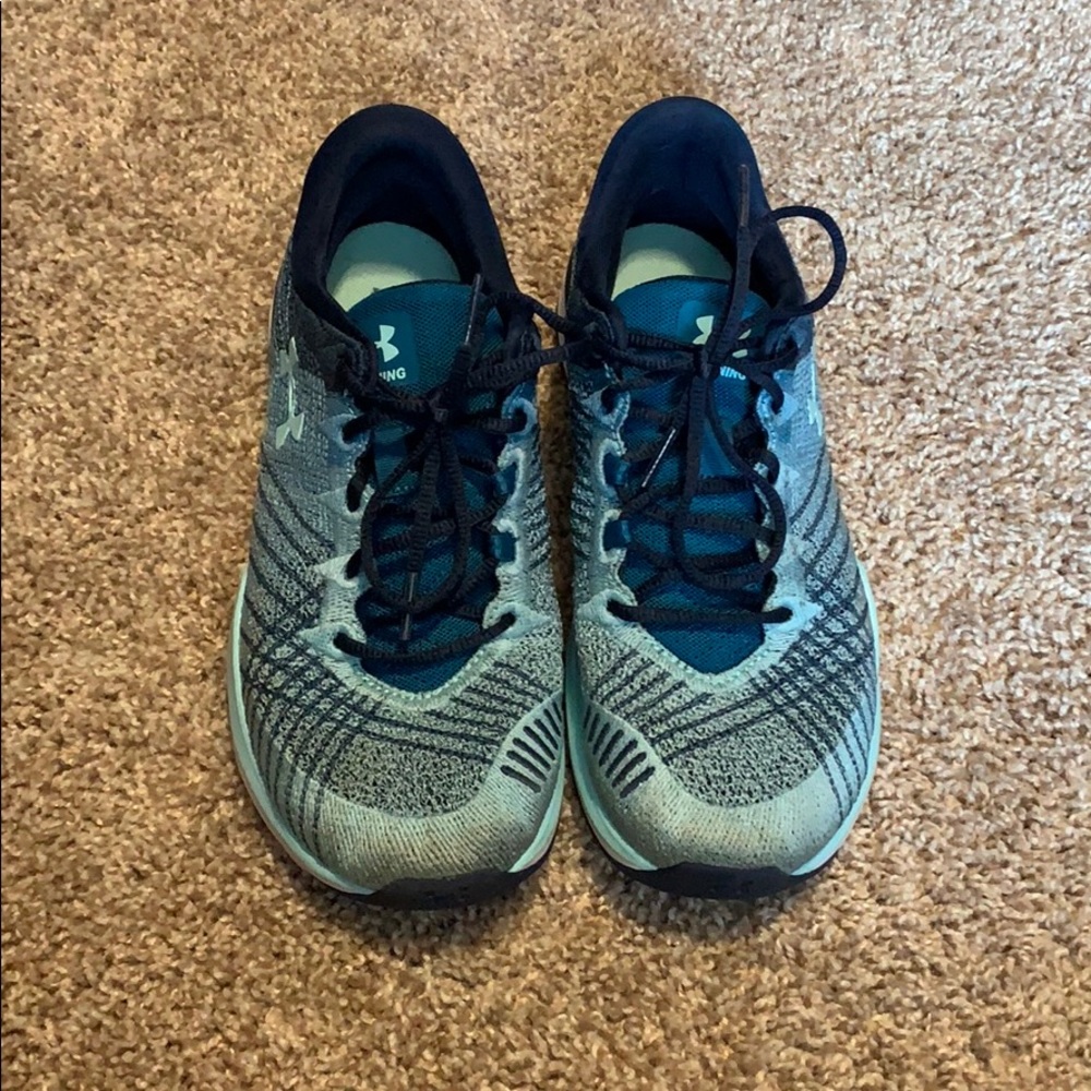Under Armour Size 8 Threadborne Running Shoes
